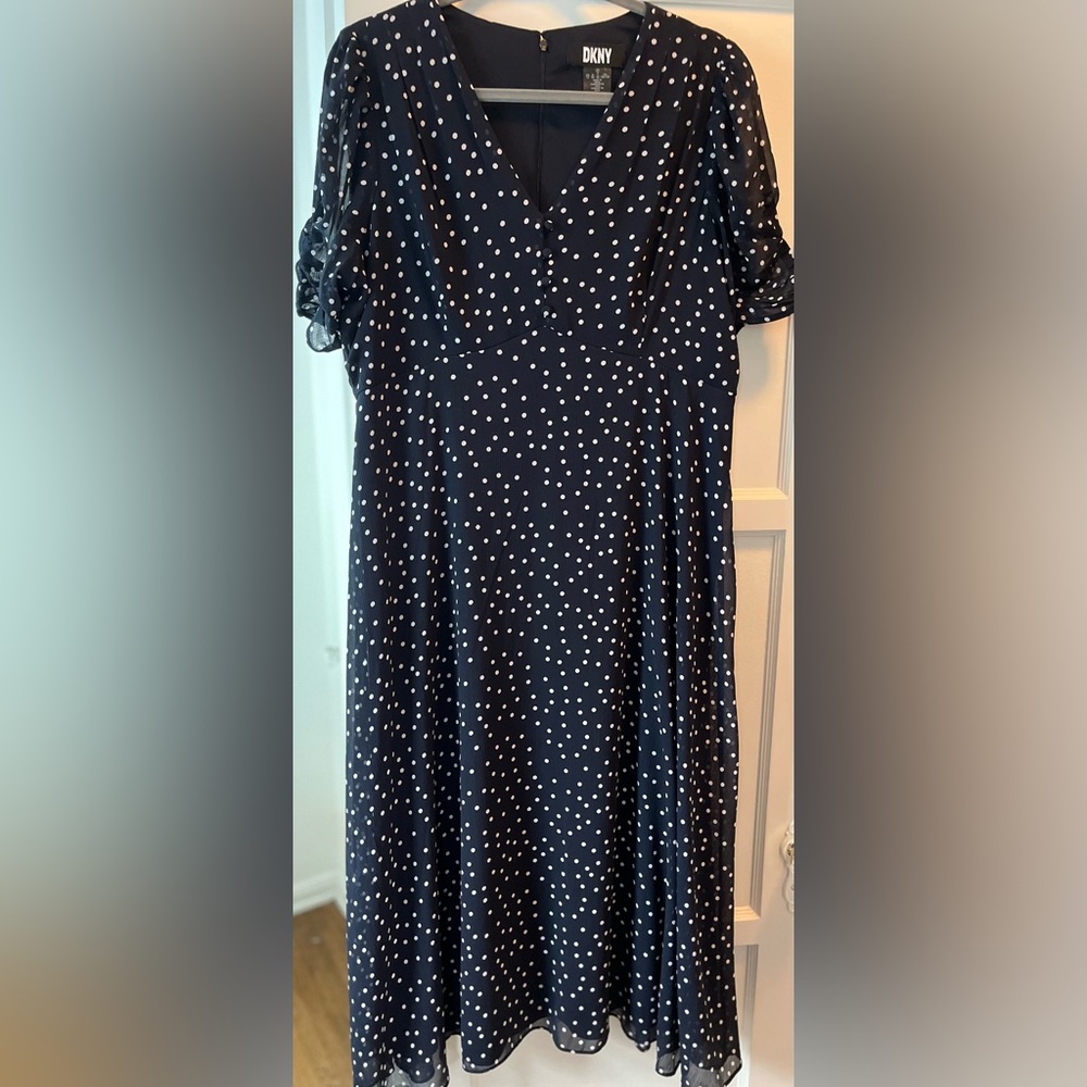 DKNY Polka-Dot Midi V-Neck Button-Trim Navy Blue Dress Size 14